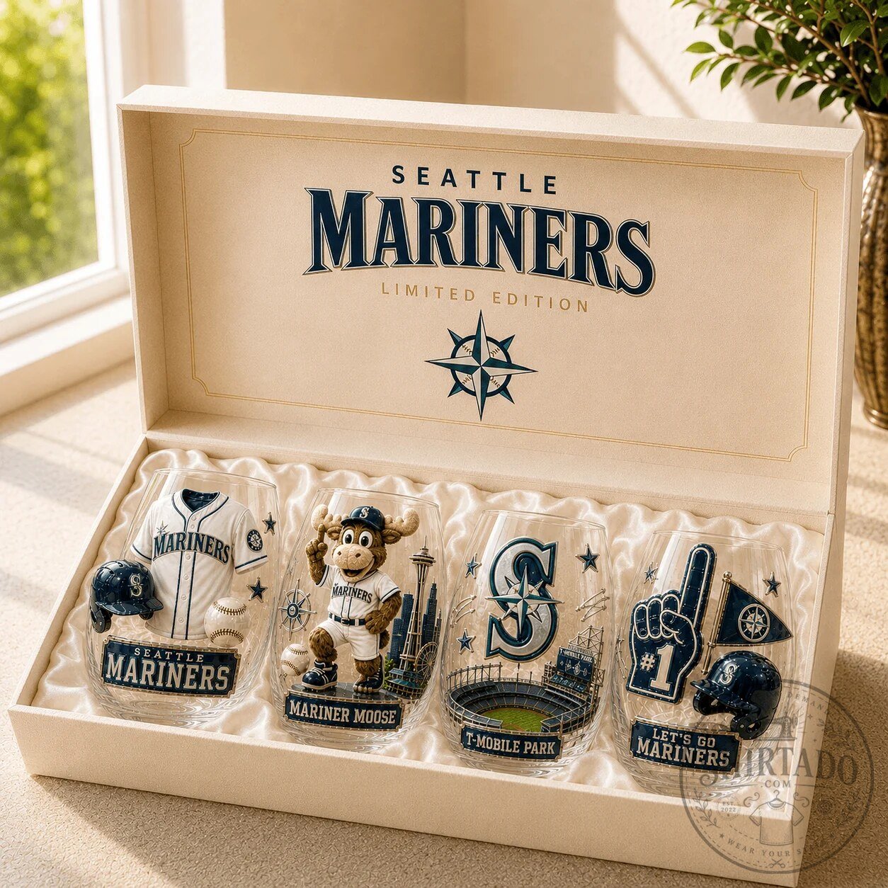 Stemless Wine Glass Set Featuring the Seattle Mariners Baseball Team 8 Stemless Wine Glass Set Featuring the Seattle Mariners Baseball Team
