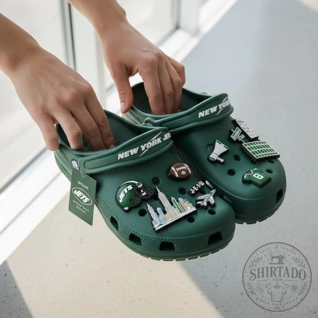 Green Crocs Shoes featuring Jibbitz Charms for New York Jets NFL Fans 9 Green Crocs Shoes featuring Jibbitz Charms for New York Jets NFL Fans