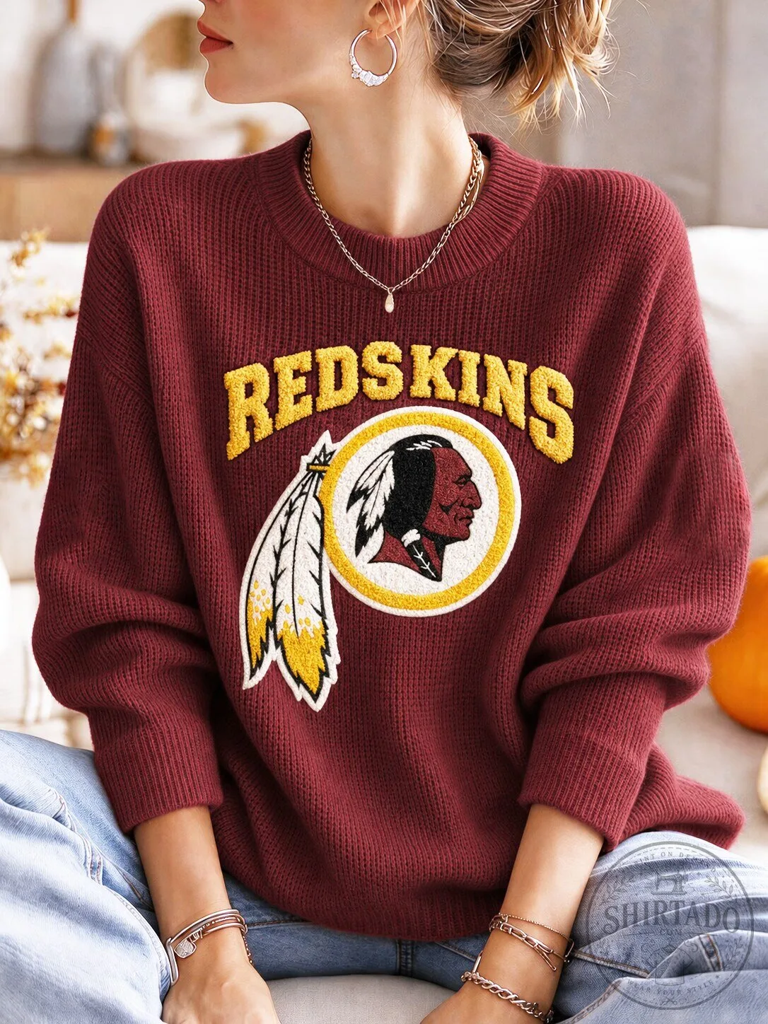 Washington Redskins Football Team Logo Embroidered Maroon Crewneck Sweatshirt