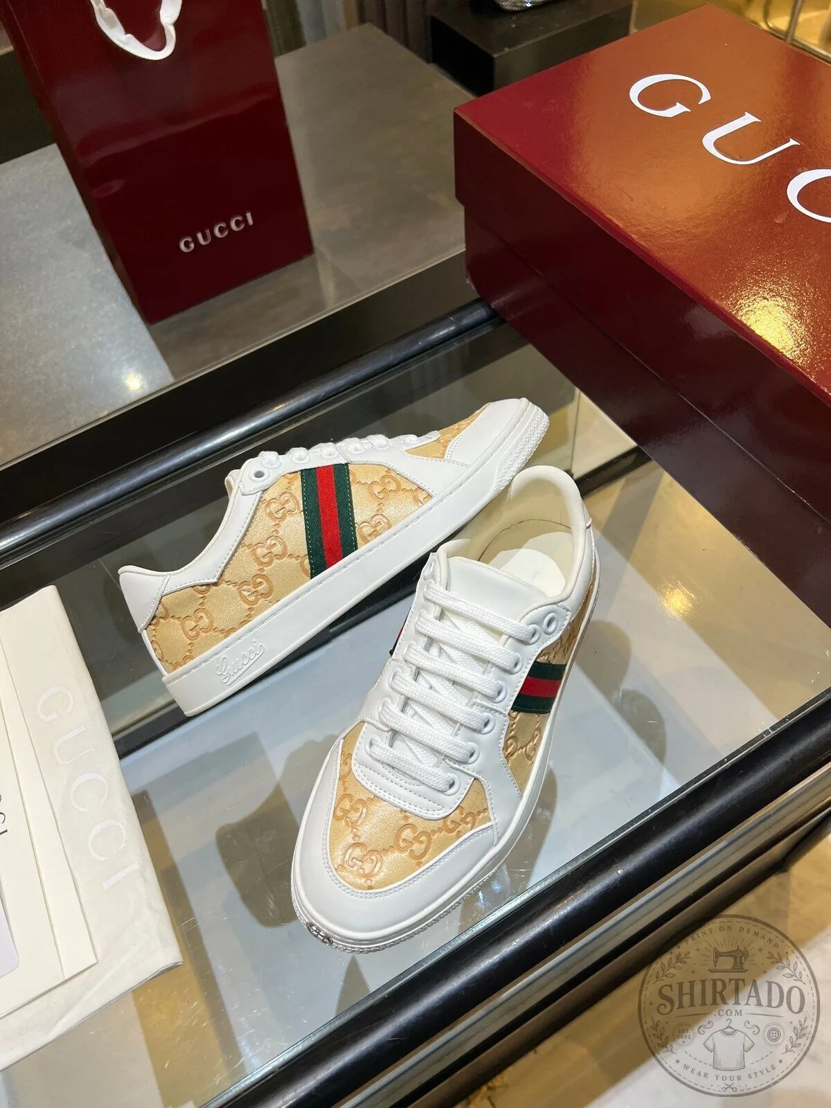 Gucci GG Supreme Canvas and Leather Low-Top Sneakers for Men and Women 10 Gucci GG Supreme Canvas and Leather Low-Top Sneakers for Men and Women