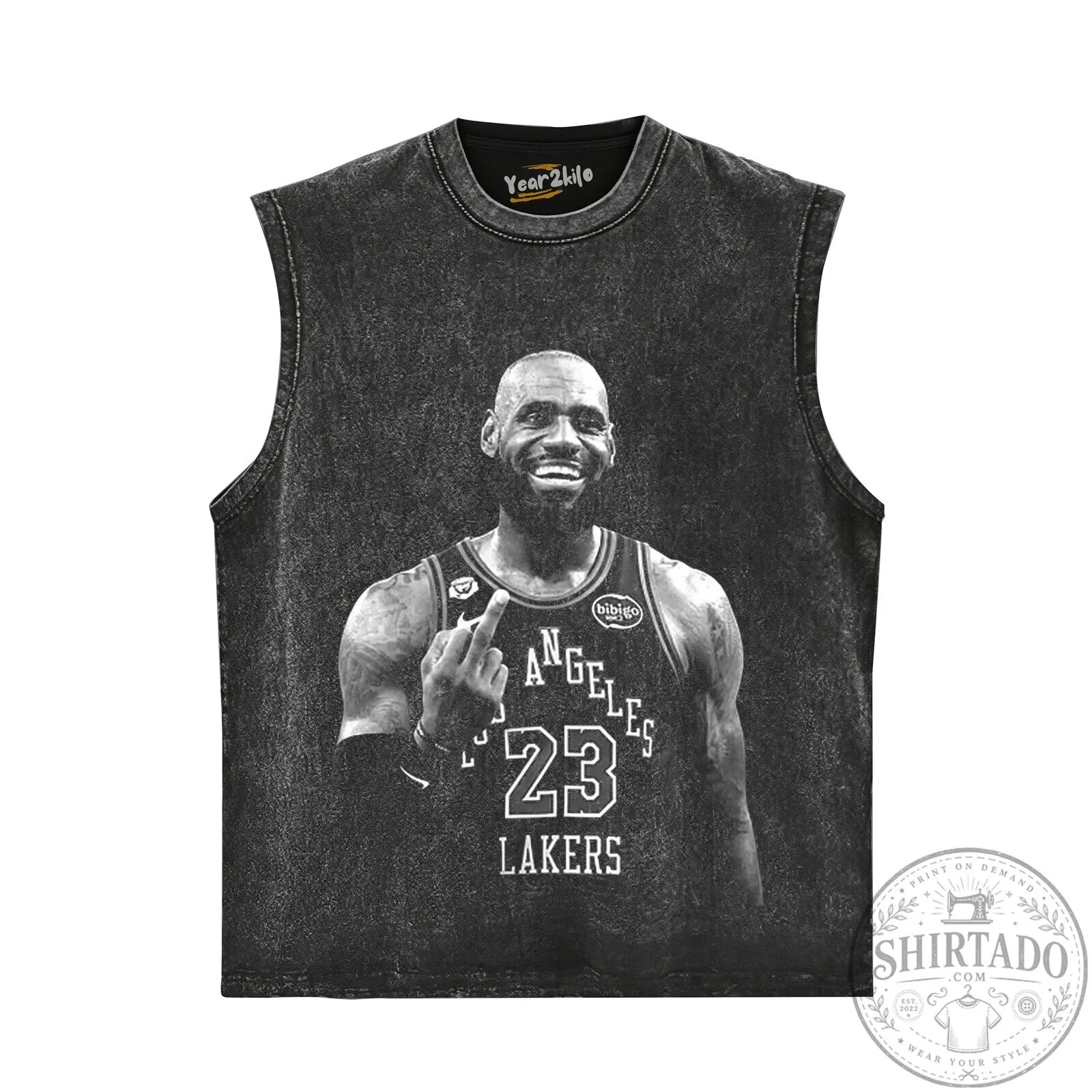 LeBron James Los Angeles Lakers Basketball Player Black T-Shirt 16 LeBron James Los Angeles Lakers Basketball Player Black T-Shirt